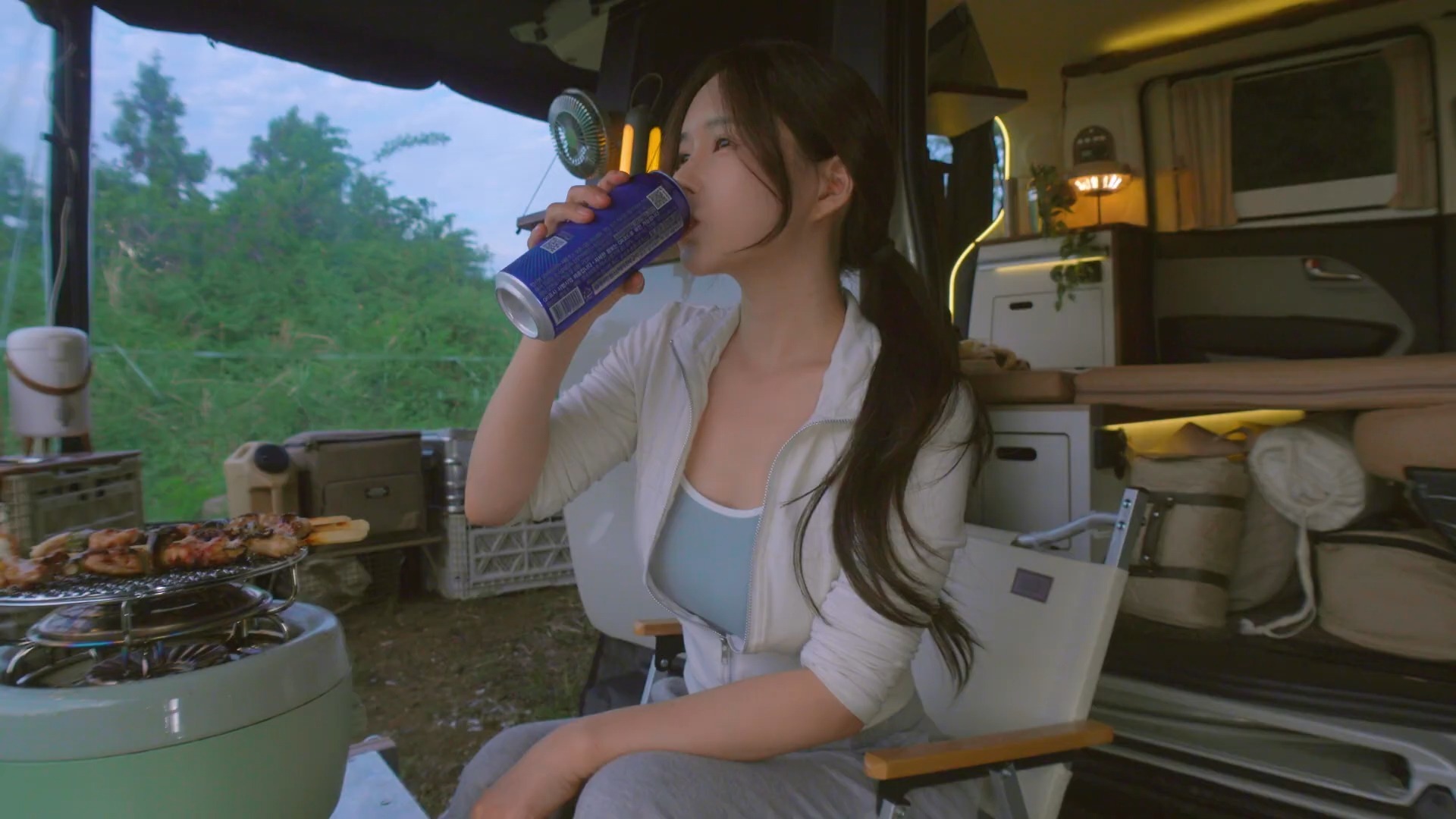 高温炙烤下，别让老人困在 “舍不得” 里